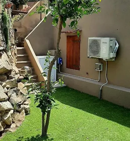 Aires Holiday home *