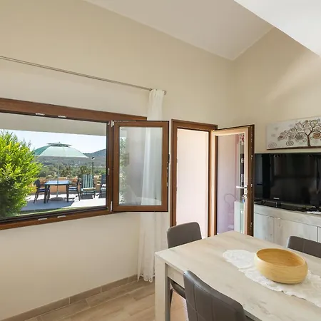 Aires, Seaview Southsardiniaholdays * קיה